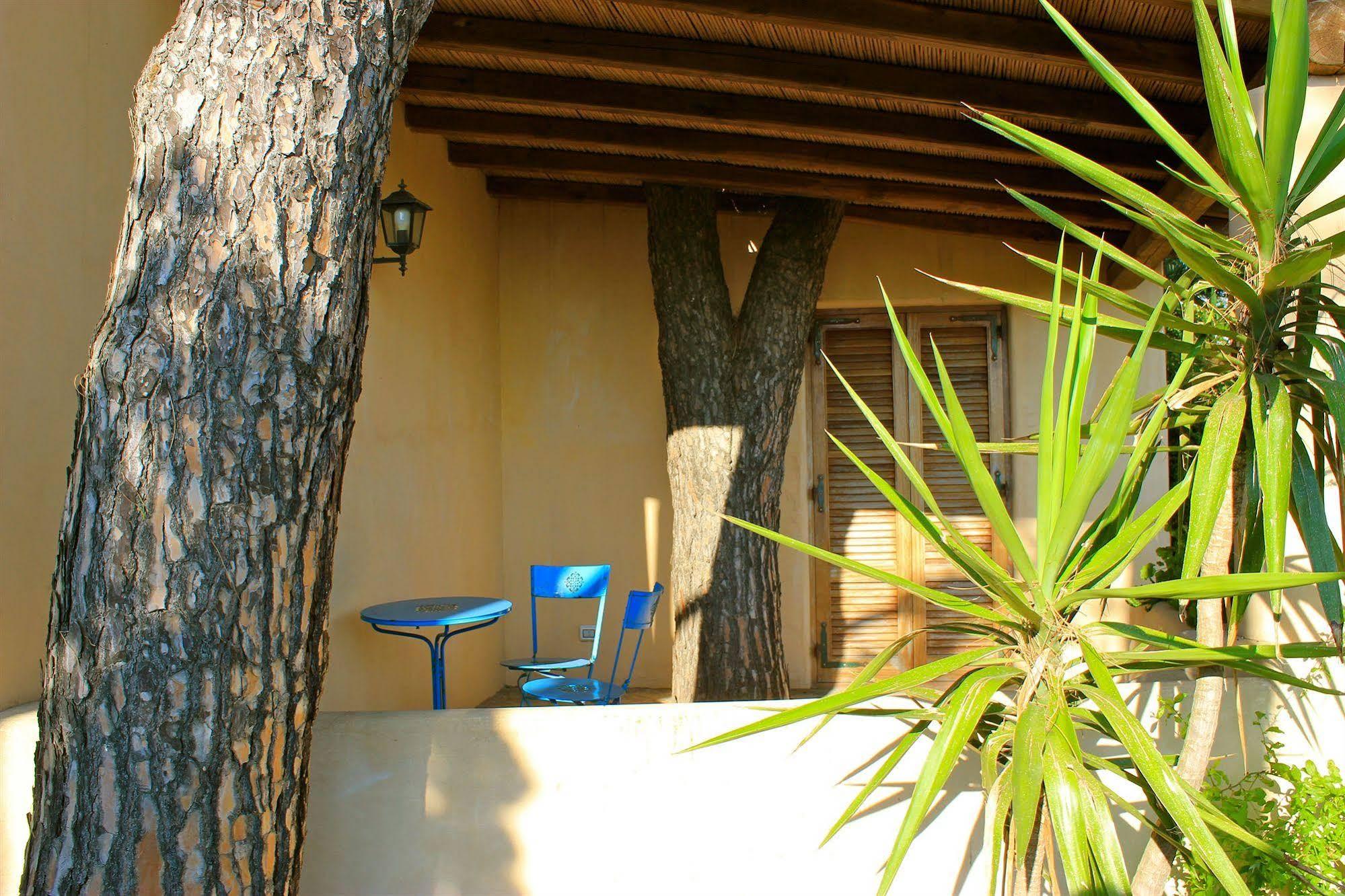 Le Mannare Case Vacanze Di Metopa Srl Piano Conte Exterior photo